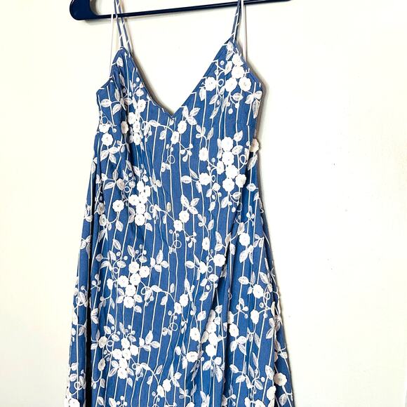 NICHOLAS Bloom Blue & White Floral Embroidered Striped Maxi Dress Size US 8 - Picture 4 of 10